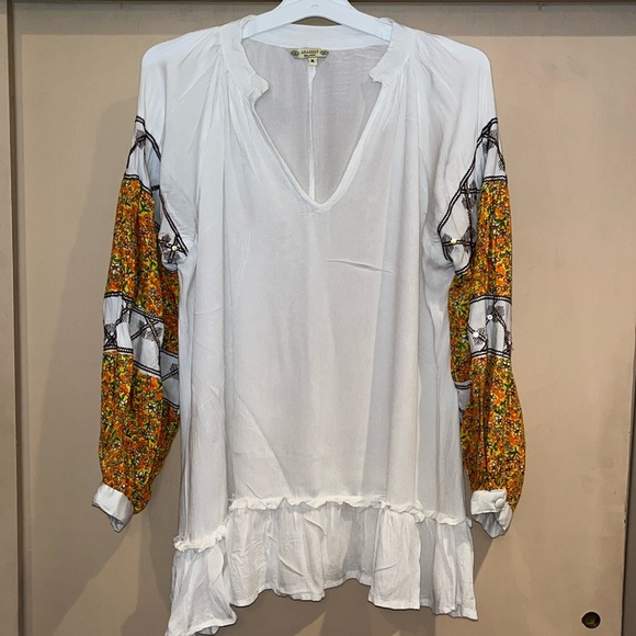 Ananda Design Tops - Anandas bohemian top with puffy sleeves size XL